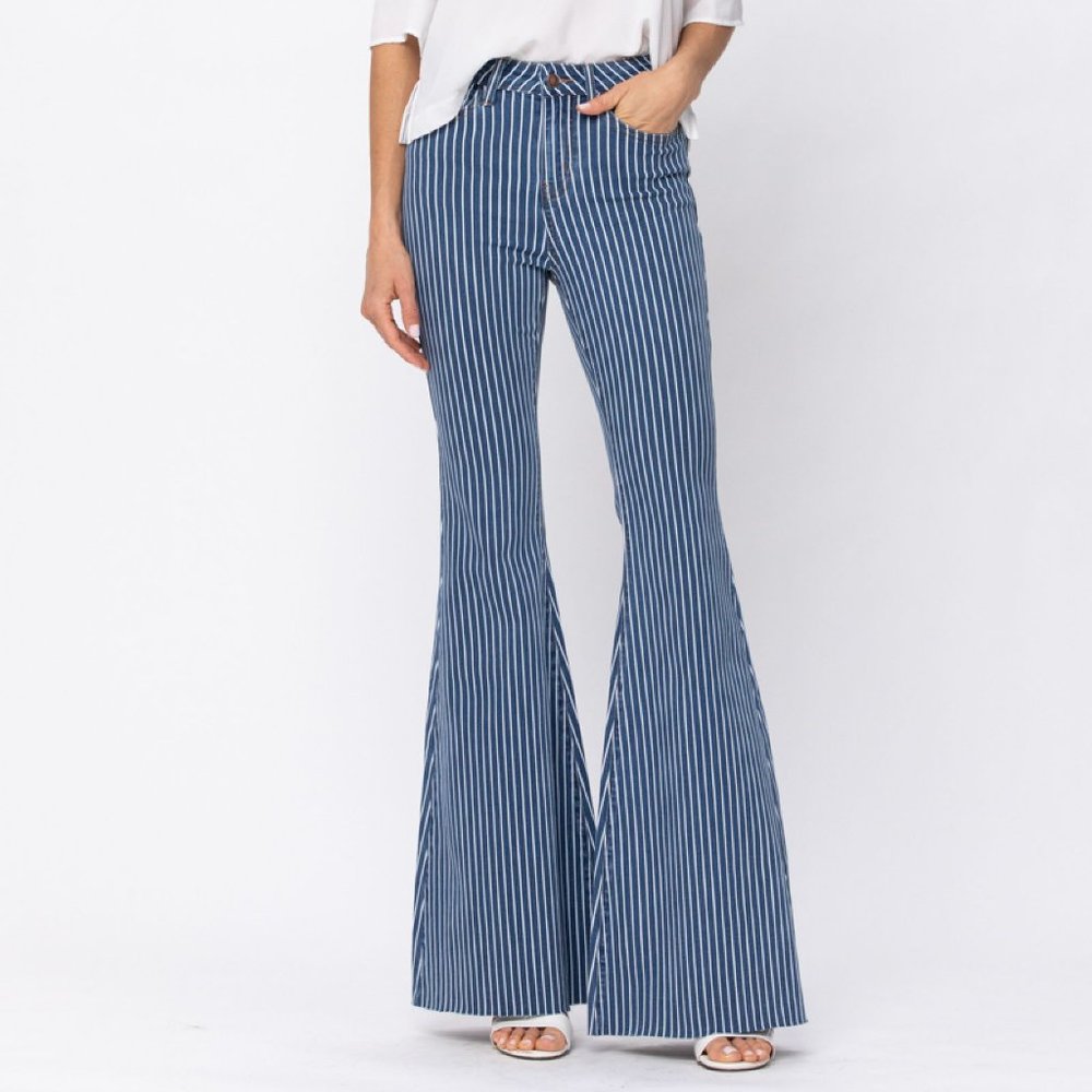 Judy Blue High Waist Pin Stripe Super Flare Jeans NWOT